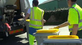 tri sélectif avec bacs jaunes à Penmarc'h